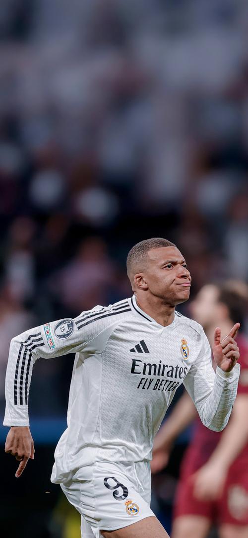 网友计算Able半月陪玩收入6万7，Cube一天收入5500