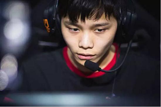 外媒：LPL曾年薪千万美元报价Faker Scout加盟T1一度实现