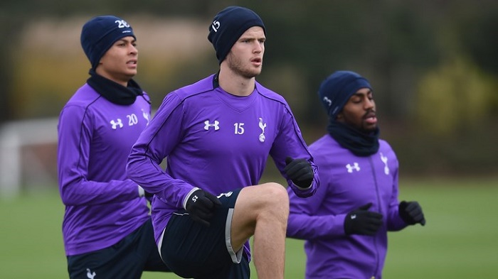 金晶洙更新ins：希望我能尽快回到大名单